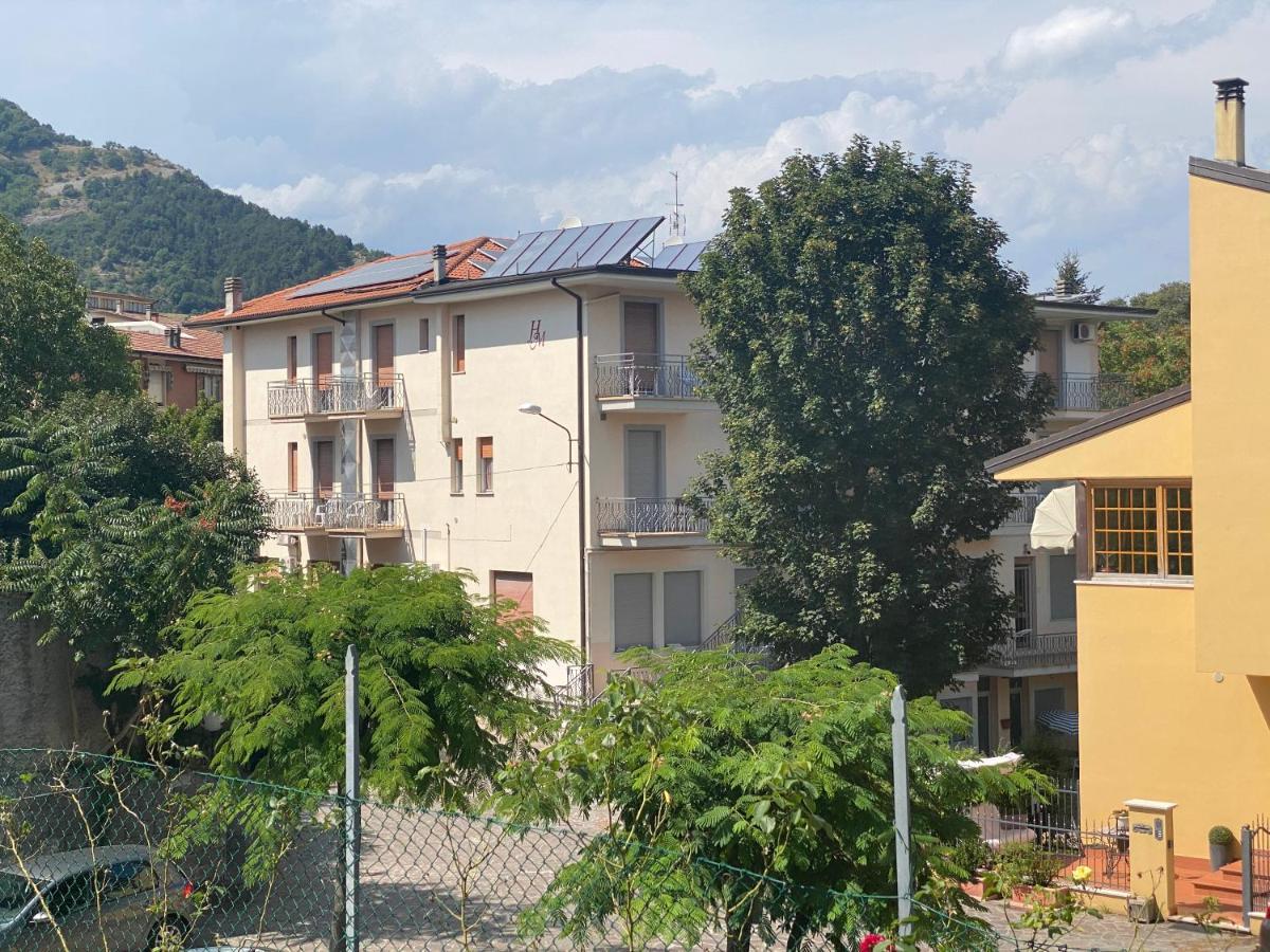 Hotel Magda Novafeltria ภายนอก รูปภาพ